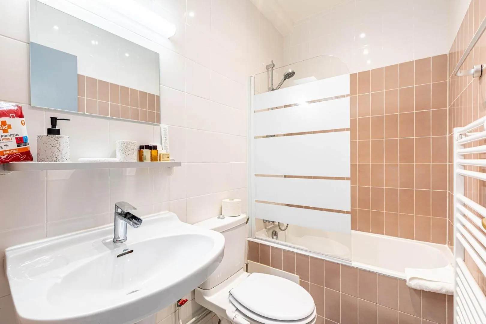 Guestready - Charme Et Confort Pres De Chinatown Paris France